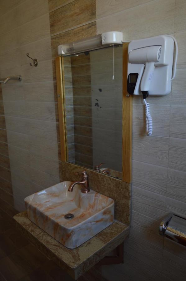 Kunste Hotel Nakuru Esterno foto